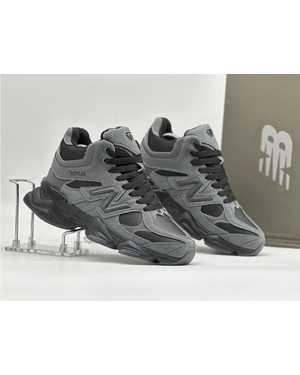 Мужские кроссовки на зиму в размер