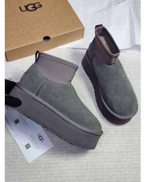 Женские угги на зиму в размер Качество PREMIUM В комплекте: коробка и документы