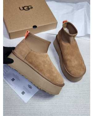 Женские угги на зиму в размер Качество PREMIUM В комплекте: коробка и документы