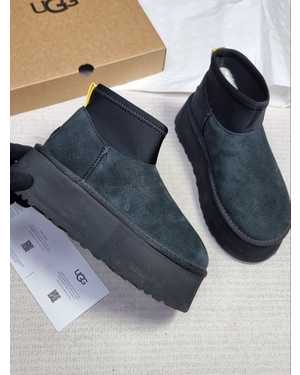 Женские угги на зиму в размер Качество PREMIUM В комплекте: коробка и документы