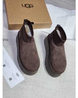 Женские угги на зиму в размер Качество PREMIUM В комплекте: коробка и документы