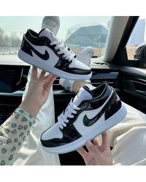 Женские кроссовки Маломерки на пол размера Качество PREMIUM В комплекте: коробка