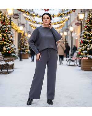 ЖЕНСКИЙ КОСТЮМ ДВОЙКА ТКАНЬ КАШЕМИР С СТРАЗАМИ