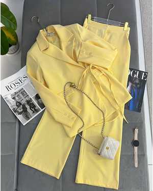 ЖЕНСКИЙ КОСТЮМ ДВОЙКА В РАЗМЕР ТКАНЬ РИМ (КОСТЮМНАЯ, ПЛОТНАЯ, ДЕРЖИТ ФОРМУ)