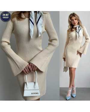 ПЛАТЬЕ ТКАНЬ 70% ШЕРСТЬ 30% АКРИЛ