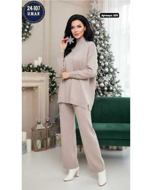 ЖЕНСКИЙ КОСТЮМ ТКАНЬ ВЯЗАНЫЙ +СТРАЗ