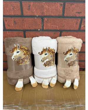 Полотенце с символом нового года. Размер 70/140 см В упаковке 3 шт разные цвета