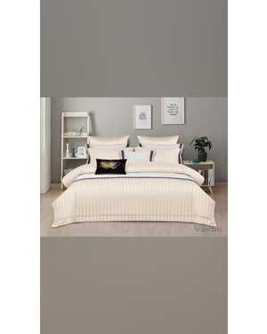 Комплект постельного белья с готовым одеялом. Ткань страйп Сатин(возможно замена на похожее)