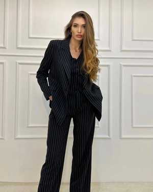 ЖЕНСКИЙ КОСТЮМ ТРОЙКА В РАЗМЕР ТКАНЬ БАРБИ