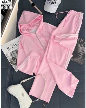 костюм двойка Штаны+толстовка на замке Модель оверсайз Размер единый 42/48 Фабричное Качество