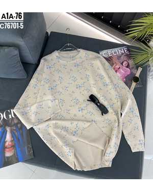 Свитер трикотажный Размер: единый 48/54 Фабричное качество. Живое фото