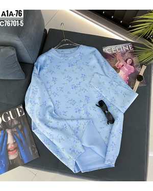 Свитер трикотажный Размер: единый 48/54 Фабричное качество. Живое фото