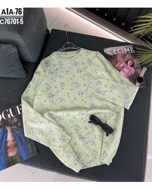 Свитер трикотажный Размер: единый 48/54 Фабричное качество. Живое фото