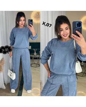 ЖЕНСКИЙ КОСТЮМ ДВОЙКА ТКАНЬ ВЕЛЬВЕТ