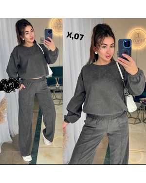 ЖЕНСКИЙ КОСТЮМ ДВОЙКА ТКАНЬ ВЕЛЬВЕТ