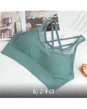 Женский топ с тонким поролоном