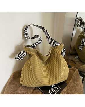 Женская сумка. Размер: 35*32*11см