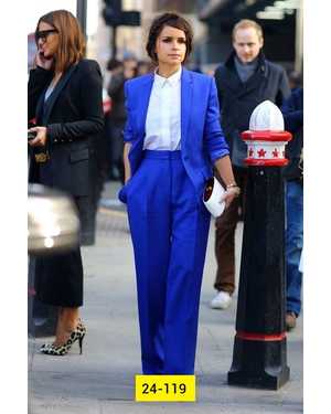 ЖЕНСКИЙ КОСТЮМ ДВОЙКА ТКАНЬ БАРБИ