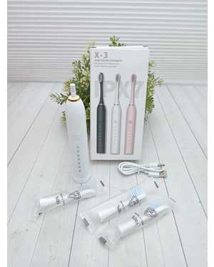 Электронная зубная щётка Три насадки, пять режимов переключения