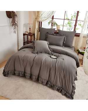 Комплект постельного белья с готовым одеялом GORRADA. Состав 80% хлопок 20% вискоза Наполнитель одеяло 79% микрогель 21% волокно льна(возможно замена на похожее)