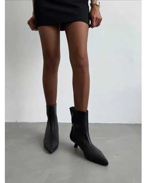 Женские ботинки на осень в размер