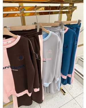 ЖЕНСКИЙ КОСТЮМ ТКАНЬ МЯГКАЯ И НЕЖНАЯ ТКАНЬ