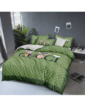 Комплект постельного белья. Ткань: Сатин(возможно замена на похожее)