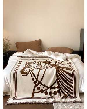 плед покрывало GABE бархатное. Размер 130-170см(возможно замена на похожее)