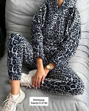 ЖЕНСКИЙ КОСТЮМ ДВОЙКА В РАЗМЕР ТКАНЬ ДВУХСТОРОЧНЫЙ ФЛИСС