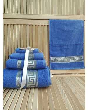 Комплект из Четырёх полотенца VERSACE Материал: Махра Состав: 100% хлопок Плотность: 400г/м2 Размер: 70*130 СМ- 1 шт, 50*80 СМ- 1 шт, 30*70 СМ - 1 шт, 30*30 СМ - 1 шт