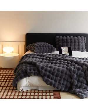 Плед материал верх: искусственный кроличий мех. Размер 220х240 см(возможно замена на похожее)