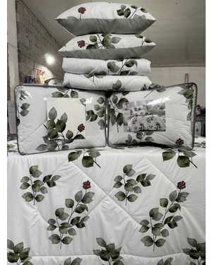 Комплект постельного белья с одеялом + подушка 2шт. Ткань: Сатин-Хлопок(возможно замена на похожее)