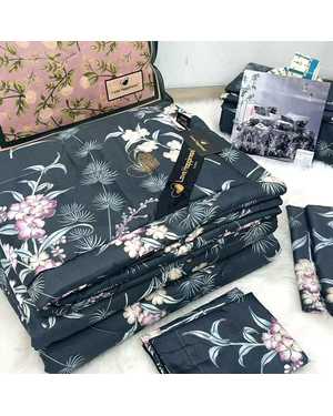 Комплект постельного белья с готовым одеялом Модель Victoria Secrets & Love happiness. Материал 13% Вискоза 87% Хлопок Наполнитель: бамбук & шёлк(возможно замена на похожее)