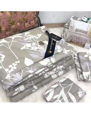 Комплект постельного белья с готовым одеялом Модель Victoria Secrets & Love happiness. Материал 13% Вискоза 87% Хлопок Наполнитель: бамбук & шёлк(возможно замена на похожее)