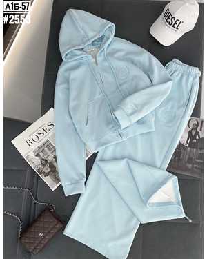 ЖЕНСКИЙ КОСТЮМ ДВОЙКА