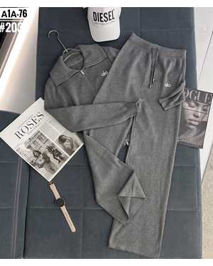 ЖЕНСКИЙ КОСТЮМ ДВОЙКА