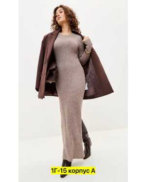 Женское платье. Материал: вязанный трикотаж Длина 130см