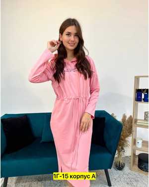 Женское платье. Ткань трикотаж