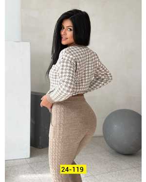 ЖЕНСКИЙ КОСТЮМ ДВОЙКА ТКАНЬ ВЯЗКА