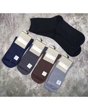 МУЖСКИЕ НОСКИ Состав: Шерсть ламы 90% Полиамид 8% Лайкра 2% Размер: 41-46 УПАКОВКА 10ПАР