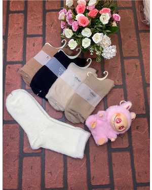 ЖЕНСКИЕ ЖЕНСКИЕ НОСКИ 10 ПАР СОСТАВ: ШЕРСТЬ ЛАМЫ 85%, ПОЛИАМИД 8%, ЛАЙКРА 2% РАЗМЕР: РАЗМЕР: 36-41