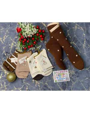 ЖЕНСКИЕ НОСОЧКИ 10 ПАР СОСТАВ: КАШЕМИР 90%, ЛАЙКРА 5%, СПАНДЕКС 5% РАЗМЕР: РАЗМЕР: 36-41