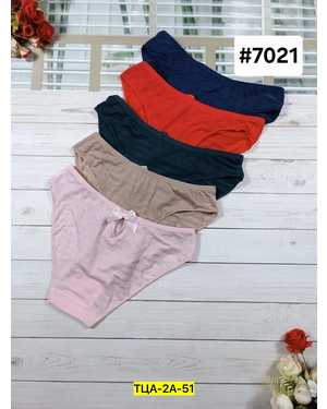 Женские трусики. В упаковке 5шт один размер разные цвета