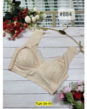 Женский топ. Состав : Микрофибр и кружевной