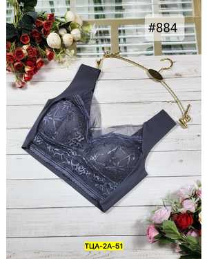 Женский топ. Состав : Микрофибр и кружевной