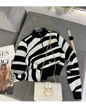 СВИТЕР ТКАНЬ МЯГКАЯ ВЯЗКА