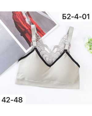 Женский топ с поролоном