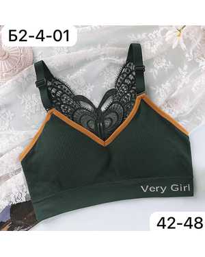 Женский топ с поролоном