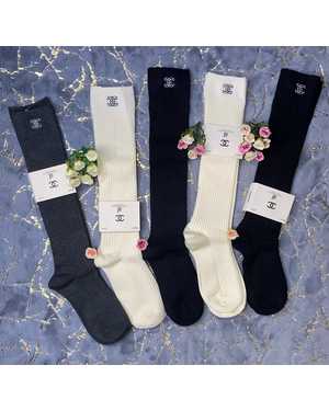 ГОЛЬФЫ 10 ПАР СОСТАВ: ШЕРСТЬ, ПОЛИЭСТЕР, СПАНДЕКС РАЗМЕР: РАЗМЕР: 36-41