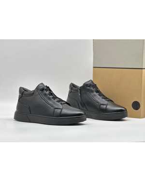 Мужские кроссовки на зиму в размер